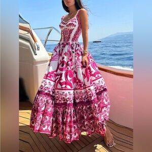 👗 Maxi/Calf Length Dress w/ Dolce & Gabbana Majolica Print. Size M